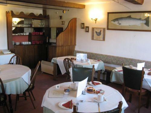 Posada The Red Lion Hotel