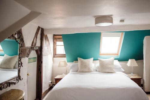 Hostal Drapers Hall Restaurant & Boutique Rooms