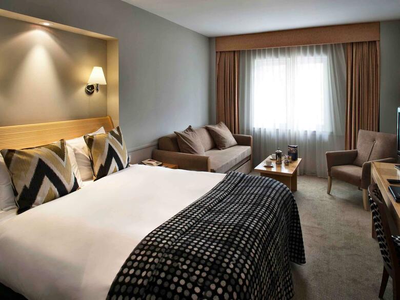 Mercure London Staines-upon-thames Hotel