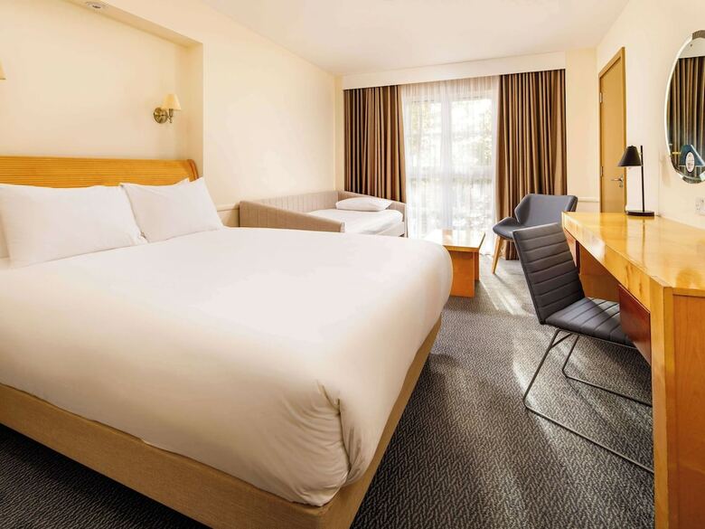 Mercure London Staines-upon-thames Hotel