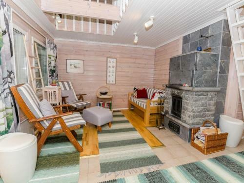 Holiday Home Karjalan Heili 13