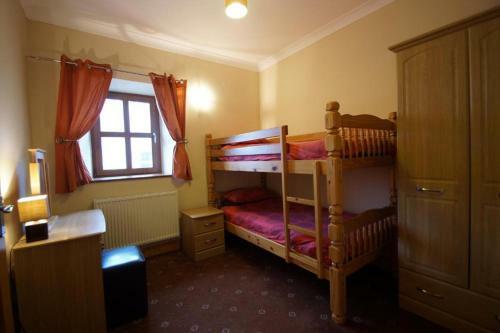 Blaengader Cottages - Enlli