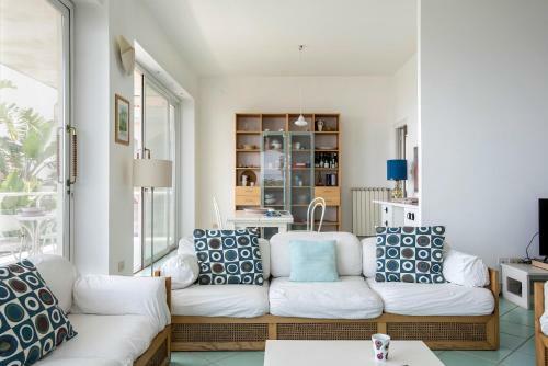 Apartamento Lighthouse On The Sea In Pozzillo - Starfish