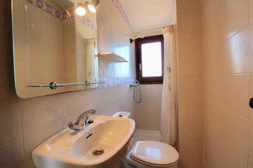 Villa, Piscine, Wifi. Locamar Silvia Cat.