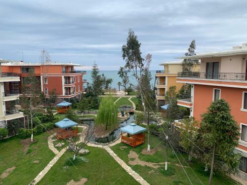 2 Bedroom Apartment In Oasis
