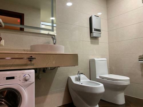 2 Bedroom Apartment In Oasis
