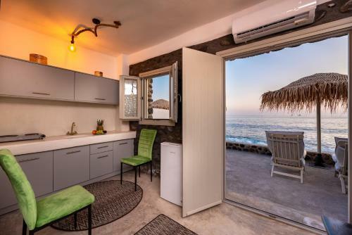 Apartamento Black Bay Caves Suites