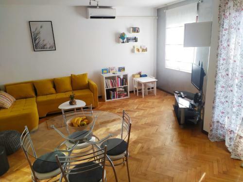 Superior Familiy Apartment Tina