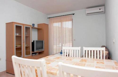 Apartments With Wifi Vrsar, Porec - 17473