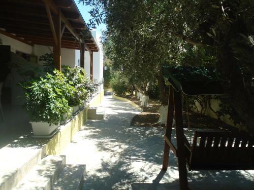 Leros Eleonas Apartments