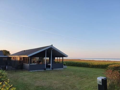 Full Ocean View & Game Rooms