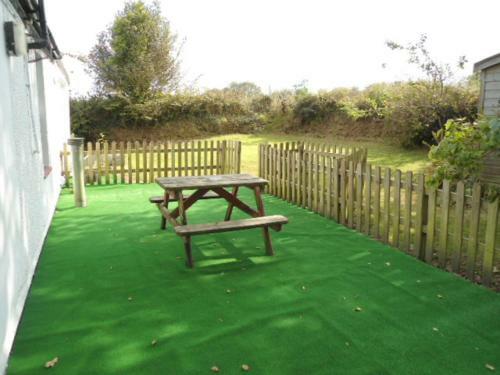 Hostal Harvest Home Guest House And Restaurant