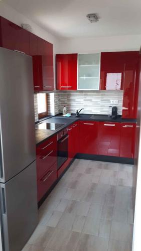 Apartment In Balatonalmadi 36663