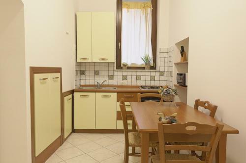 Hostal Toni E Tania - Tourist Rental