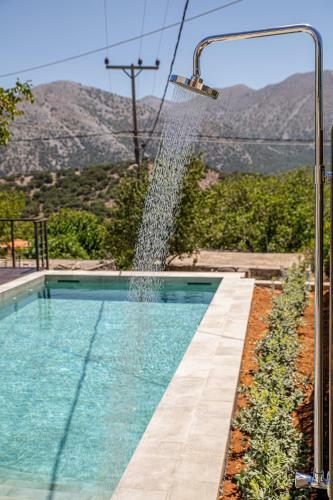 Villa Skyphos