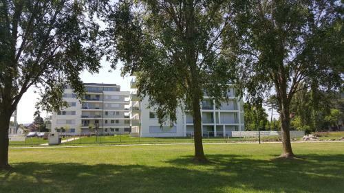 N�gy �gt�j Apartmanok - Nyugat