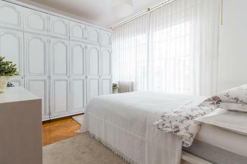 Apartment Zagreb Idila Center S Balkonom