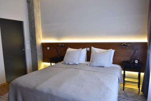 Karlo Main Square Apartments