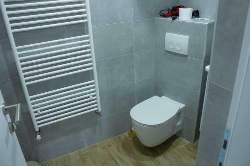 Hostal Villa Zoki - Soba Dnevni Najam