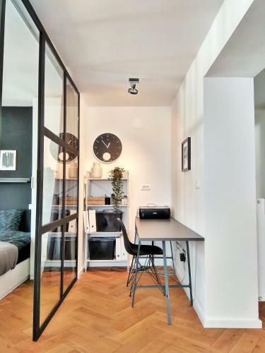 Poet's Street Apartment