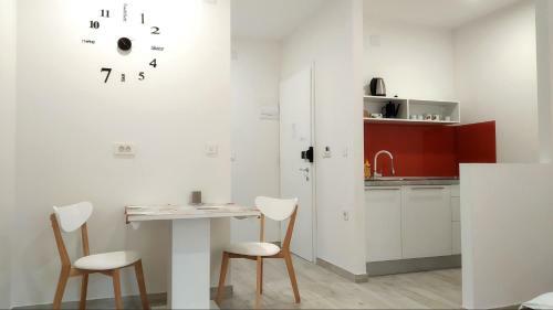 Apartamento Room & 4 Studios - Modern Comfy Central - Free Netflix