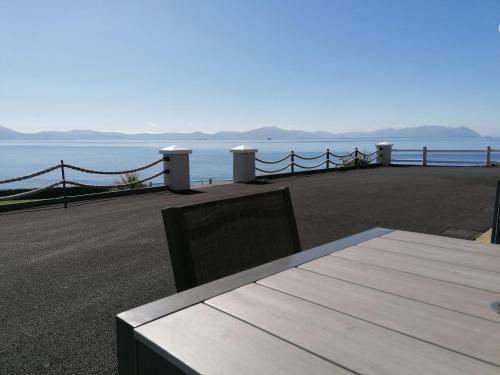 Ballyheigue Cliff Side And Sea View Apartment