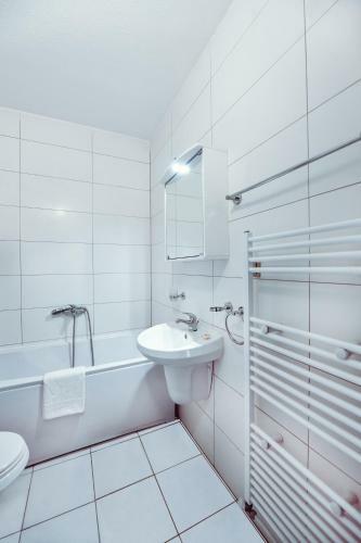 Exclusive 7- New Modern Cozy Apartment