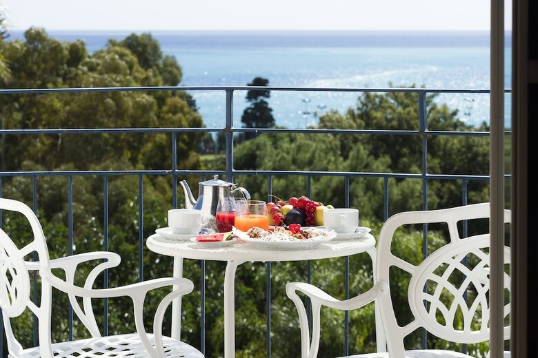 Hotel Sant Alphio Garden
