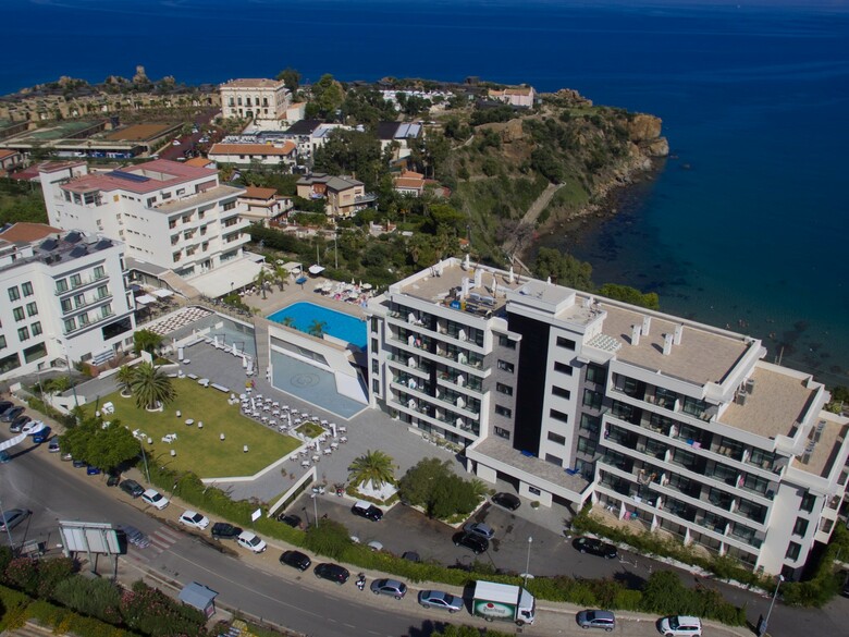 Hotel Santa Lucia And Le Sabbie D Oro