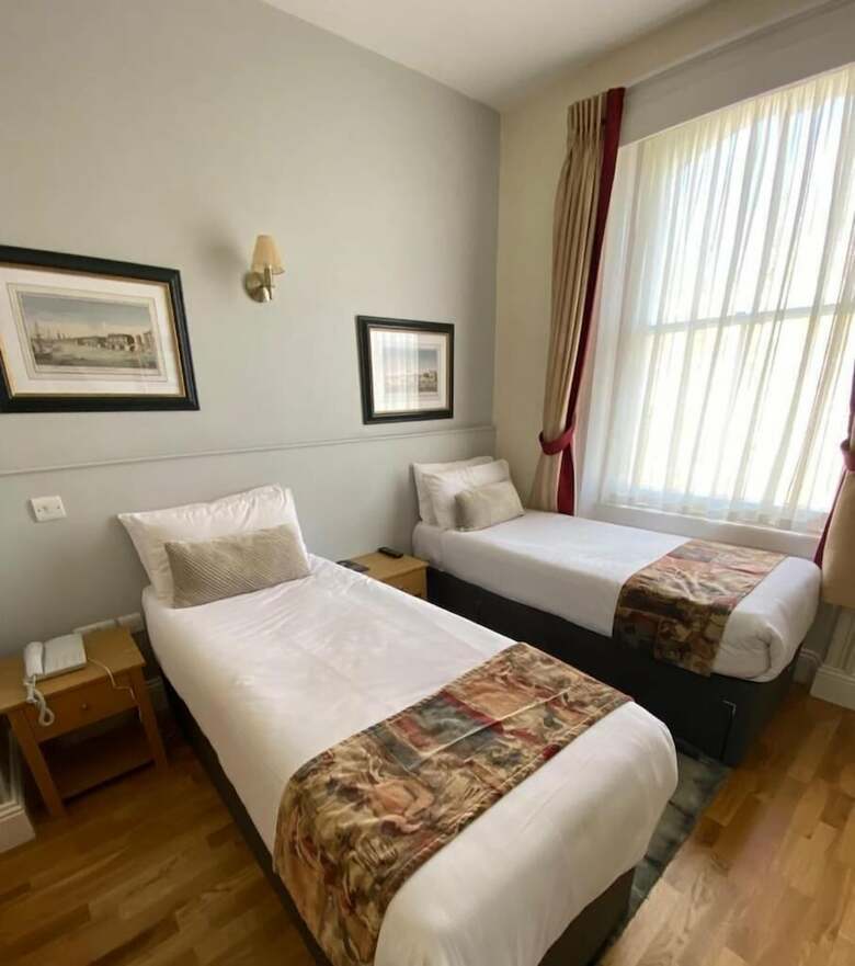 Rose Park Hotel
