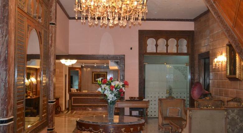 Hotel Om Kolthoom