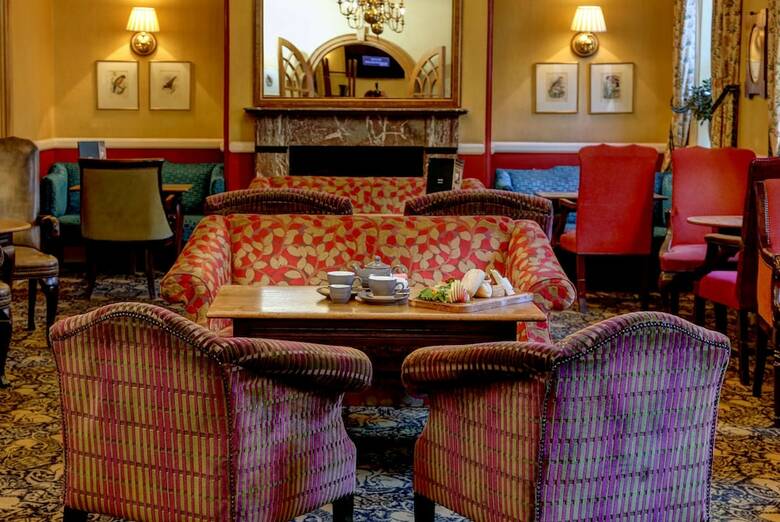 Bull Hotel