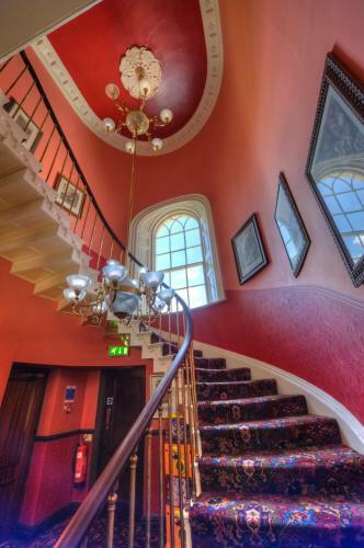 Hotel The Elms Inn By Good Night Inns
