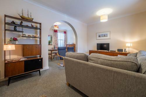 Corinthian Cottage