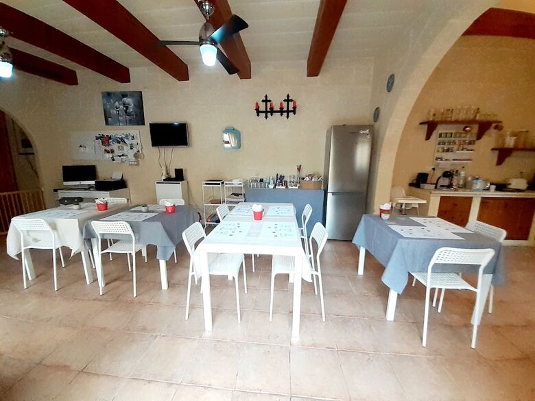 Hostal Laringa Holiday Bed&breakfast