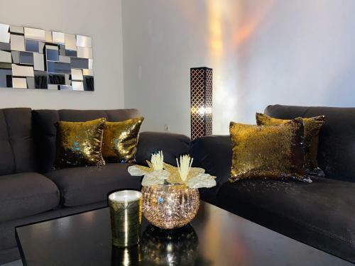 Gold Luxury Apartment