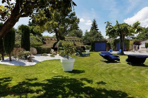 Hostal Le Cherche Midi Chambres D'h�tes