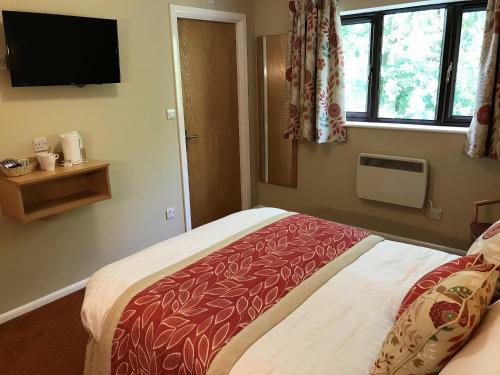 Sandpiper Hotel & Restaurant