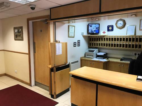 Sandpiper Hotel & Restaurant