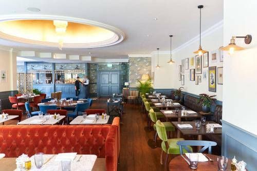 Hotel Connaught Lodge