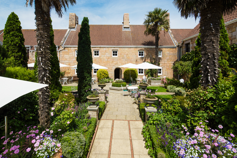 Greenhills Country Hotel
