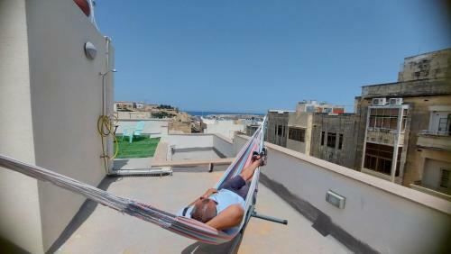 Gunlayer Apartments - Flat 3