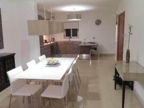 Apartamento Luxuries, Central ,sleeps 4