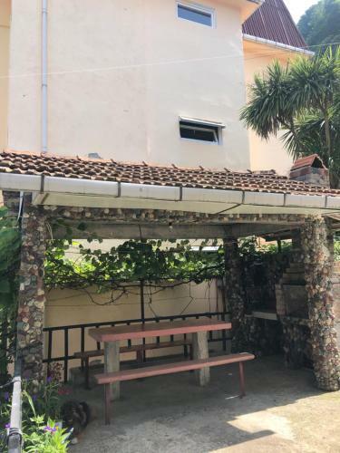 Hostal Guest House My Home