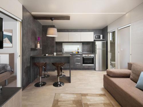 Holiday Home Mon Perin - Roj610