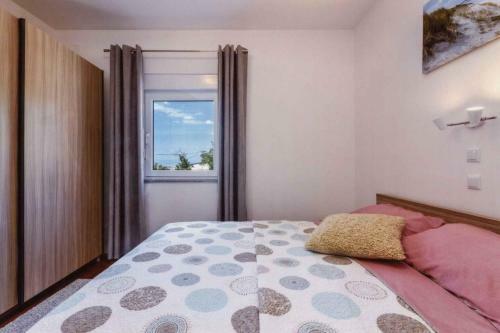 Apartments In Crikvenica 37169