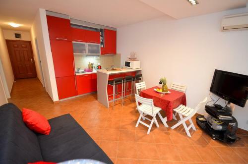 Apartment Shell