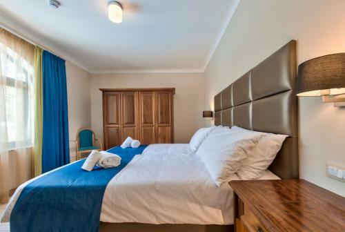 Baldacchino Holiday Villas