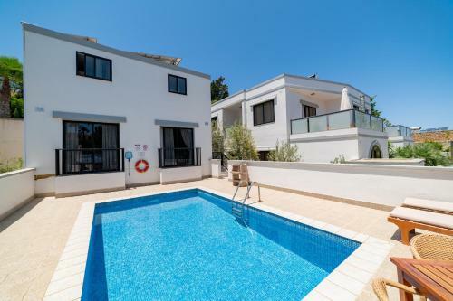 Baldacchino Holiday Villas