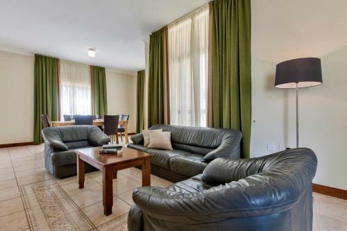 Baldacchino Holiday Villas